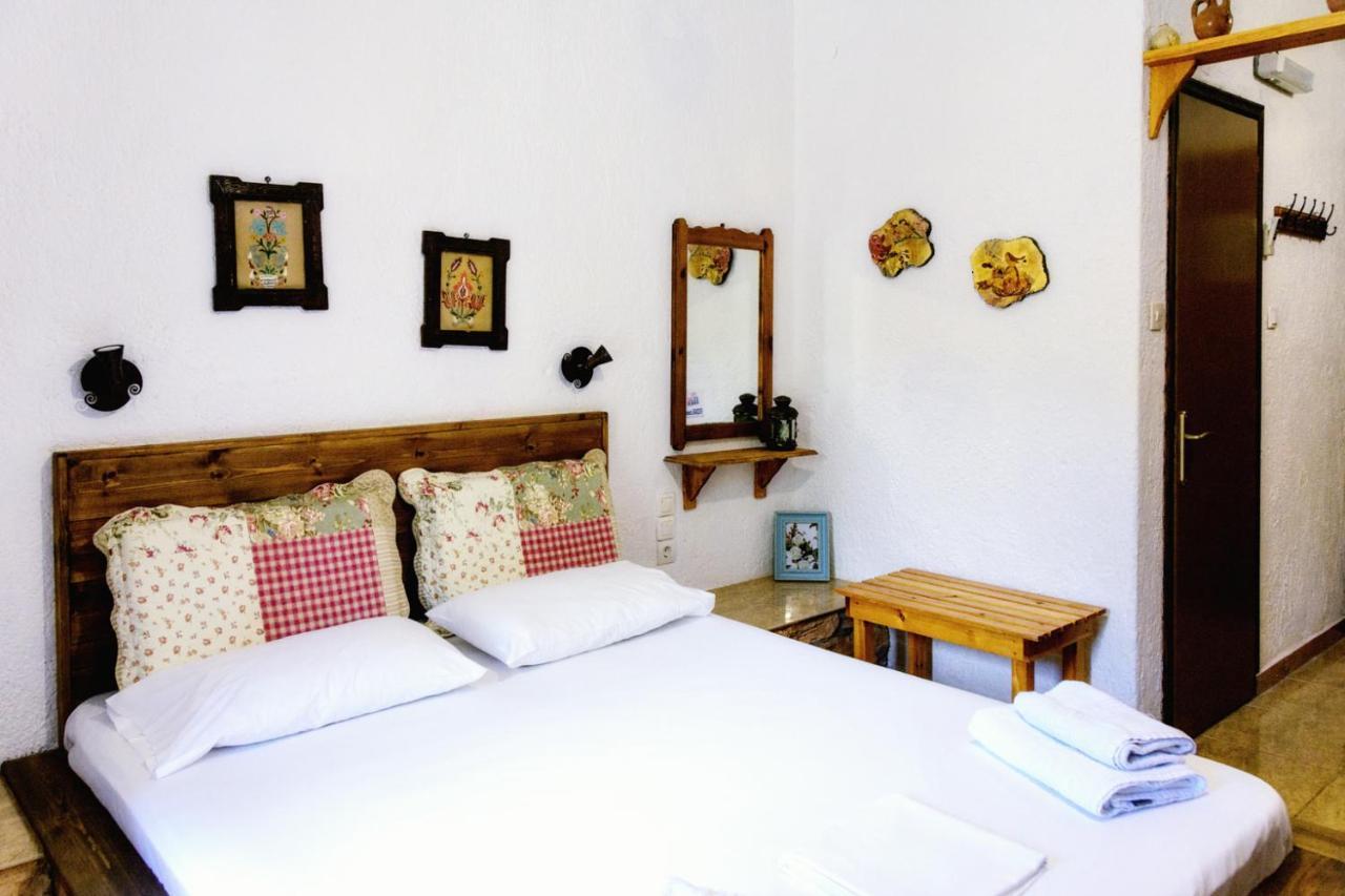 Spiros Rooms Panormos  외부 사진